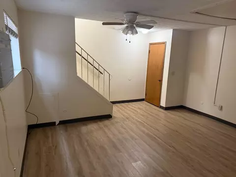 174 E 12th Ave, Columbus, OH 43201 photo 3