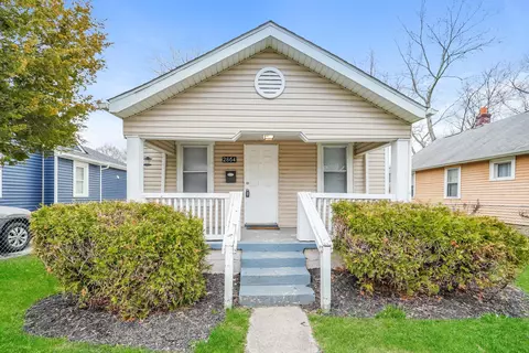 2864 E 10th Ave, Columbus, OH 43219