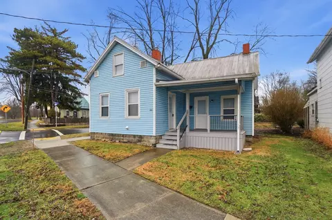102 Potter St, Delaware, OH 43015