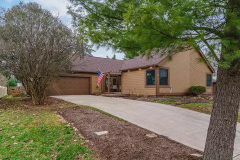 187 Stonefence Ln, Dublin, OH 43017