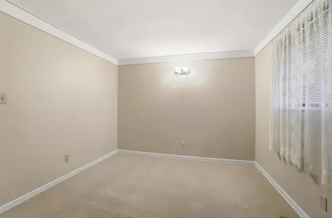 Bedroom - 3129 E High St, Springfield, OH 45505 photo 8 of 9