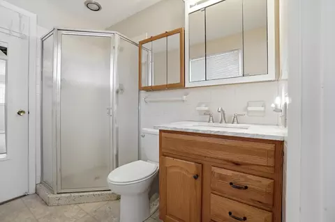 Bath - 3129 E High St, Springfield, OH 45505 photo 1 of 6