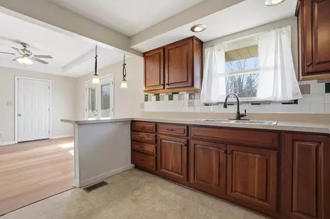 Kitchen - 3129 E High St, Springfield, OH 45505 photo 6 of 6