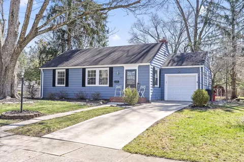 587 Kenbrook Dr, Worthington, OH 43085