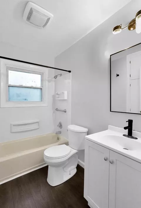 Bath - 1254 E Fair Ave, Lancaster, OH 43130 photo 1 of 1