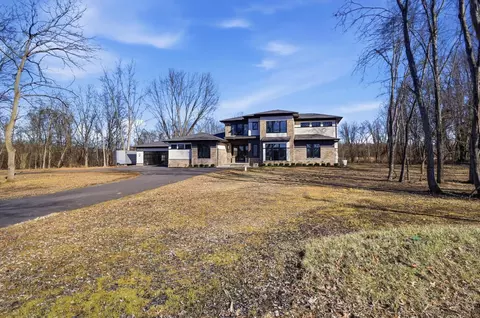 8140 Schleppi Rd, Westerville, OH 43081