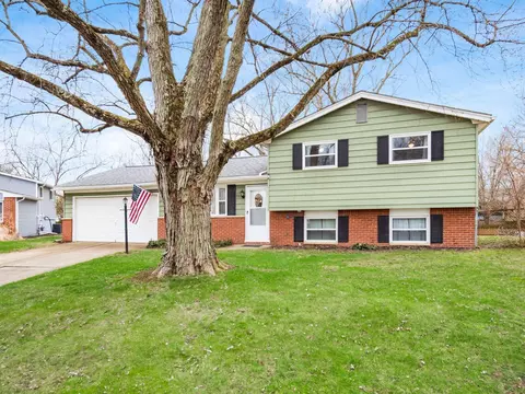 3313 Trail Lane Ct, Columbus, OH 43231