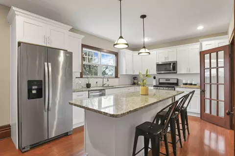 Kitchen - 99 E Pacemont Rd, Columbus, OH 43202 photo 4 of 7