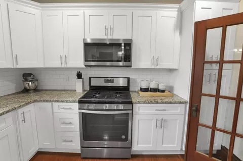 Kitchen - 99 E Pacemont Rd, Columbus, OH 43202 photo 7 of 7