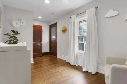 Entry Way - 99 E Pacemont Rd, Columbus, OH 43202 photo 2 of 3