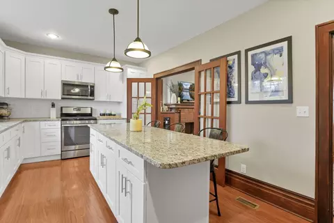 Kitchen - 99 E Pacemont Rd, Columbus, OH 43202 photo 3 of 7