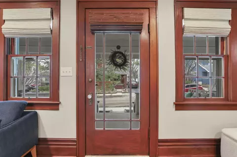 Entry Way - 99 E Pacemont Rd, Columbus, OH 43202 photo 1 of 3