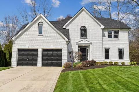 198 Academy Woods Dr, Columbus, OH 43230