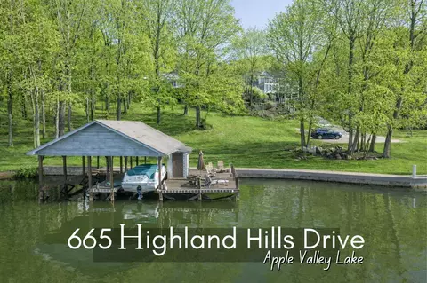 665 Highland Hills Dr, Howard, OH 43028