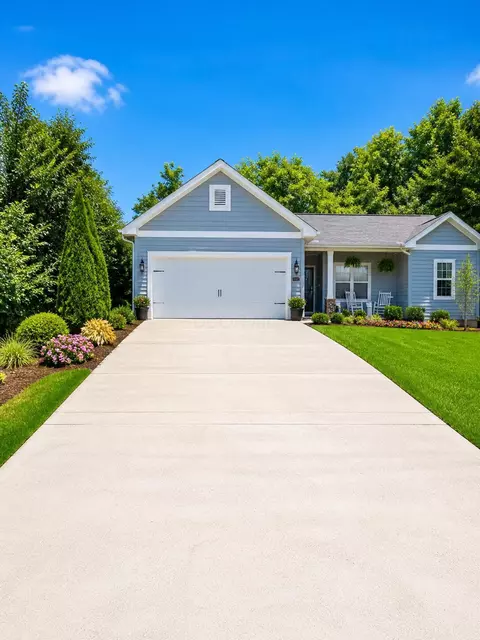 124 Heatherwood Dr, Howard, OH 43028