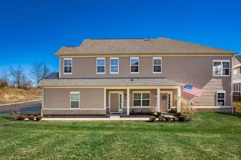 3732 Evelynton Ave, Lewis Center, OH 43035