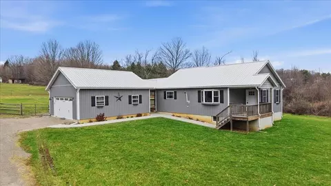20495 Arrington Rd, Utica, OH 43080