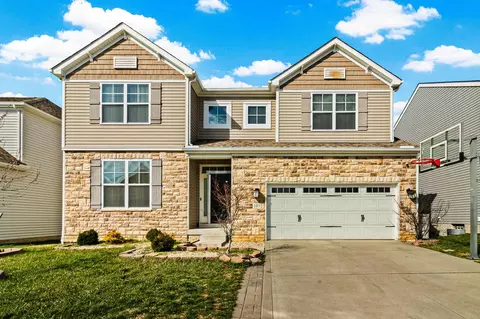 197 Faulkner Dr, Lithopolis, OH 43136