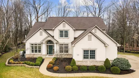7428 Cody Ln, Delaware, OH 43015