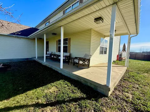 22362 Alkire Rd, Circleville, OH 43113 photo 5