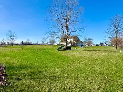 22362 Alkire Rd, Circleville, OH 43113 photo 9