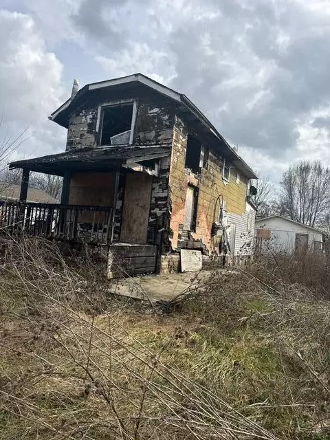 647 Lock Ave, Columbus, OH 43207