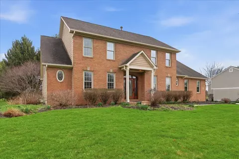 7894 Windsor Ave NW, Canal Winchester, OH 43110