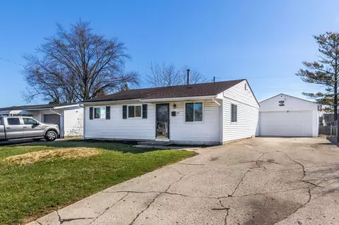 102 Redmond Rd, Columbus, OH 43228