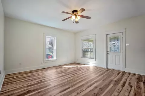 Living - 420 N Simon St, Ada, OH 45810 photo 3 of 5