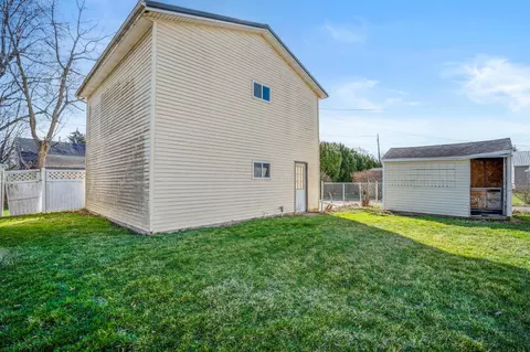 Exterior - 420 N Simon St, Ada, OH 45810 photo 3 of 5