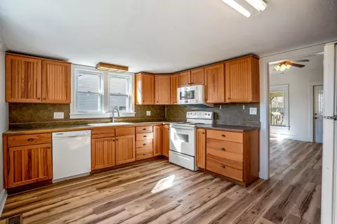 Kitchen - 420 N Simon St, Ada, OH 45810 photo 1 of 3