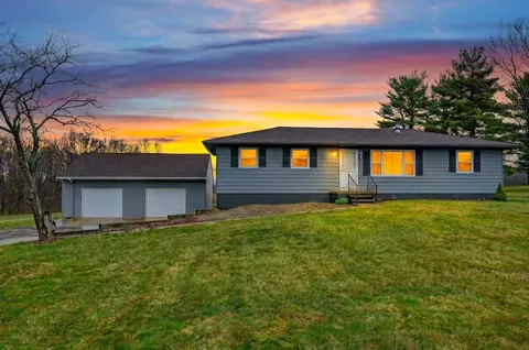 5586 N State Route 22, Somerset, OH 43783