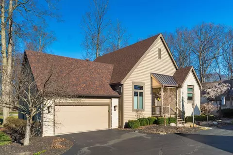 5600 Caplestone Ln, Dublin, OH 43017