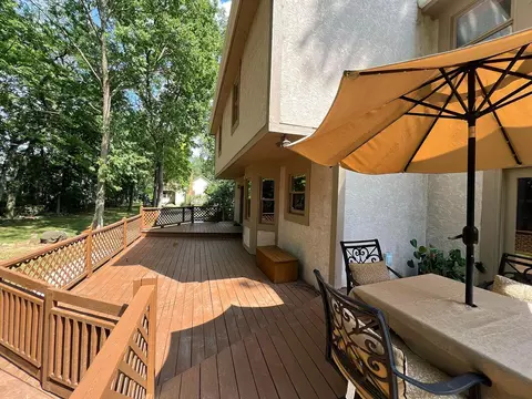 Exterior - 3000 Scioto Pl, Columbus, OH 43221 photo 4 of 12