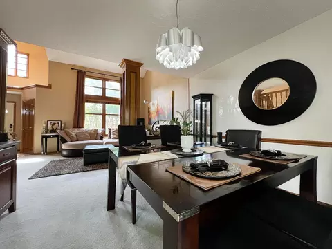 Dining - 3000 Scioto Pl, Columbus, OH 43221 photo 3 of 4