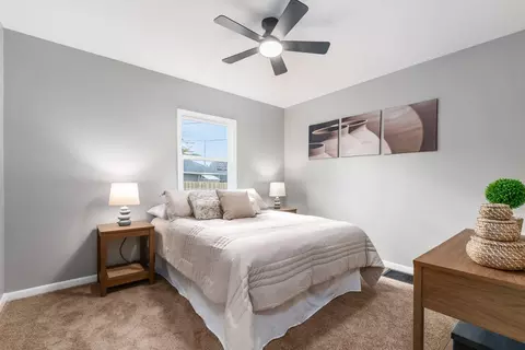 Bedroom - 247 Eldon Ave, Columbus, OH 43204 photo 4 of 6