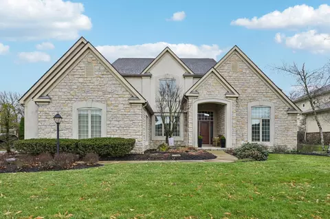 6045 Medallion Dr W, Westerville, OH 43082