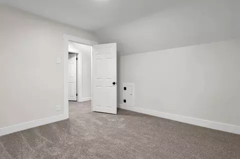 Bedroom - 231 N London St, Mount Sterling, OH 43143 photo 5 of 7