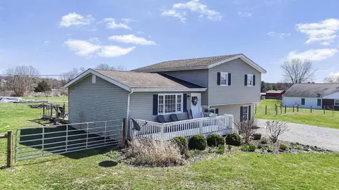 Exterior - 25864 Shoemaker Rd, Circleville, OH 43113 photo 18 of 18
