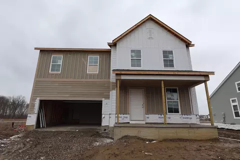 32 Banyan Dr, Lewis Center, OH 43035