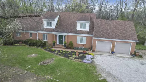 Exterior - 1244 Lancaster Pike, Circleville, OH 43113 photo 9 of 16