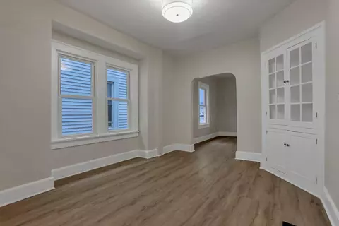 Living - 834 E Main St, Lancaster, OH 43130 photo 5 of 7