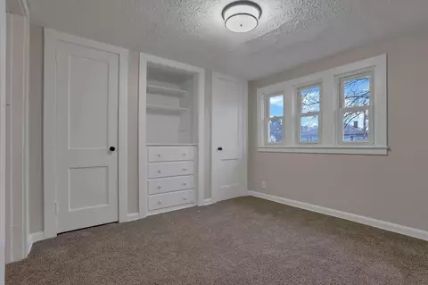 Bedroom - 834 E Main St, Lancaster, OH 43130 photo 5 of 9