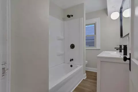 Bath - 834 E Main St, Lancaster, OH 43130 photo 3 of 4