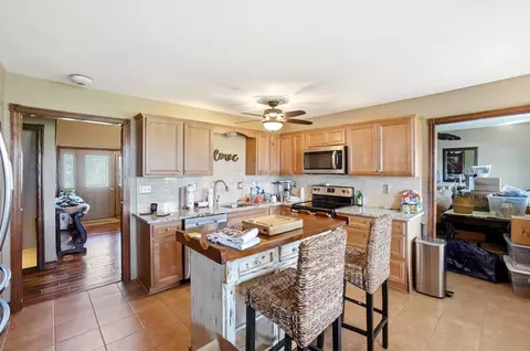 Kitchen - 26743 Morris Salem Rd, Circleville, OH 43113 photo 1 of 2