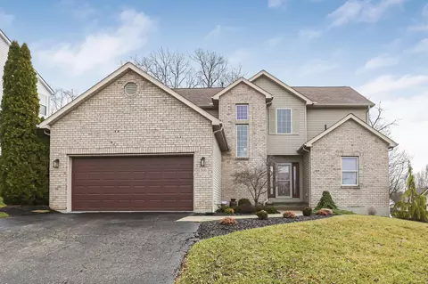 310 Weatherburn Dr, Pataskala, OH 43062