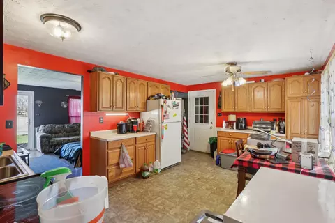 Kitchen - 350 Meadow Ln, De Graff, OH 43318 photo 2 of 4