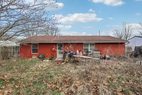 Exterior - 350 Meadow Ln, De Graff, OH 43318 photo 3 of 5