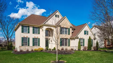 6170 Balmoral Dr, Dublin, OH 43017