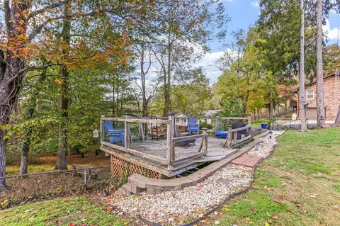 Exterior - 733 Walnut Dr, Logan, OH 43138 photo 25 of 30
